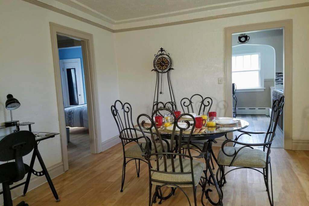 2 Bedroom Apt Near Great Lakes Naval Base And 6 Flags Waukegan Exterior photo