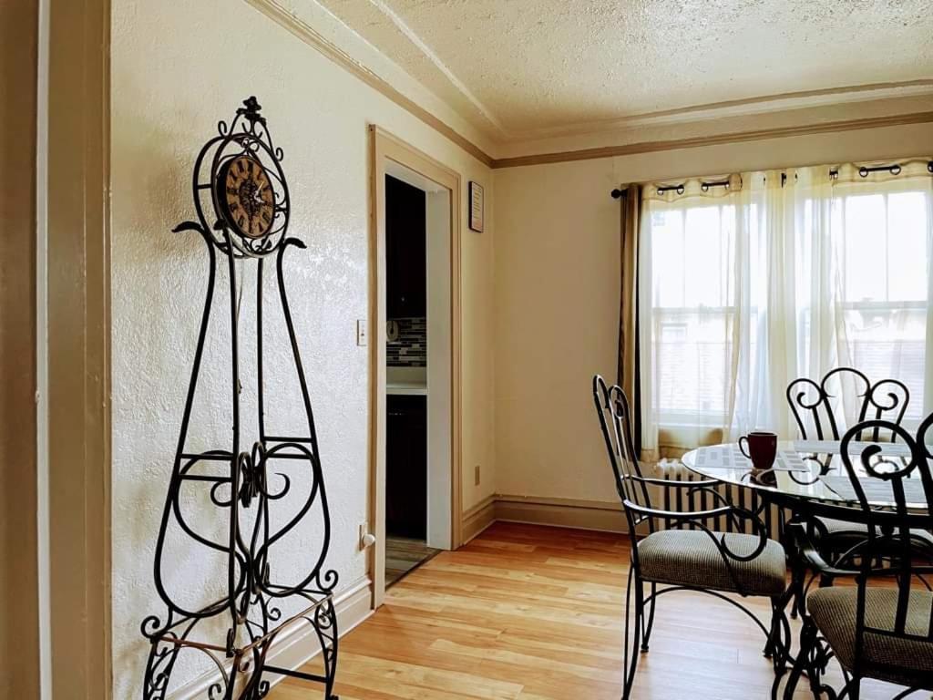 2 Bedroom Apt Near Great Lakes Naval Base And 6 Flags Waukegan Exterior photo