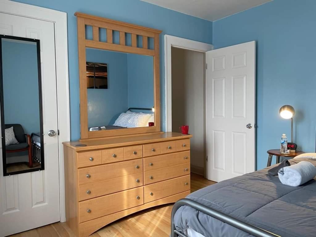 2 Bedroom Apt Near Great Lakes Naval Base And 6 Flags Waukegan Exterior photo